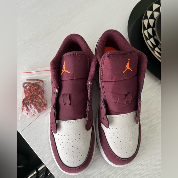 Night Maroon Jordan 1 Low - Picture 4 of 7